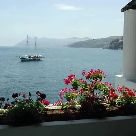 Modern With Sea View In Appartamento